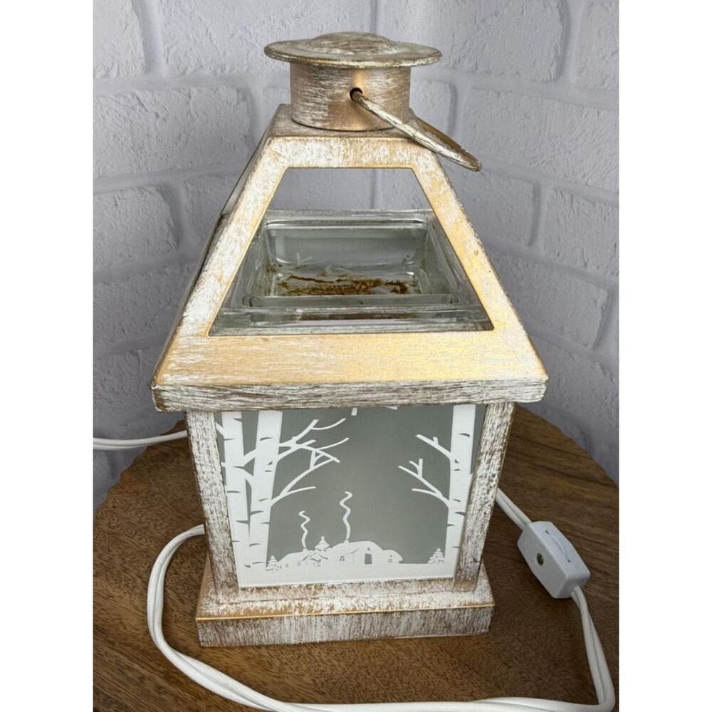 Used / Works - With Box - Scentsy Winter Retreat Wax Melt Warmer - Picture 4 of 6